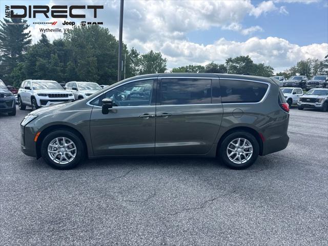 2027 Chrysler Pacifica PACIFICA SELECT
