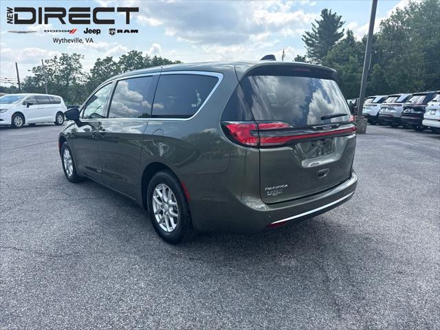 2027 Chrysler Pacifica PACIFICA SELECT