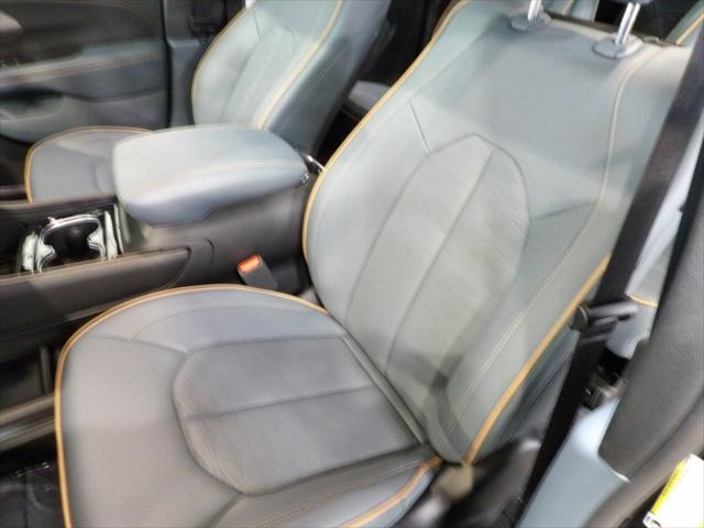 2027 Chrysler Pacifica Pinnacle