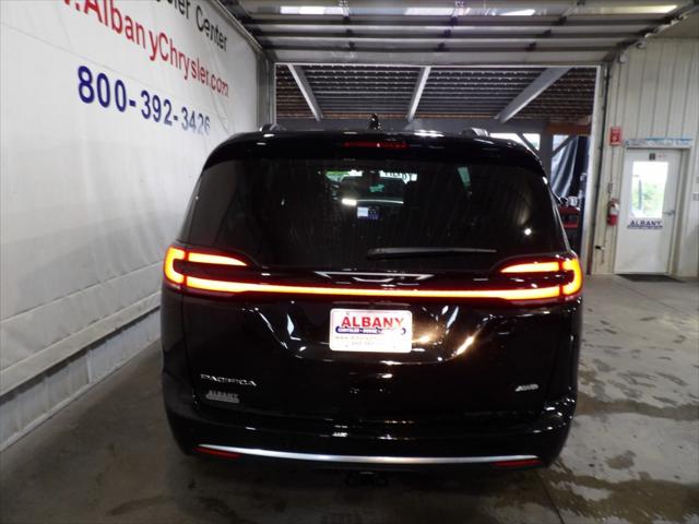 2027 Chrysler Pacifica Pinnacle