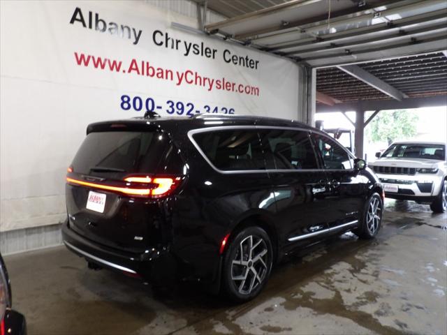2027 Chrysler Pacifica Pinnacle
