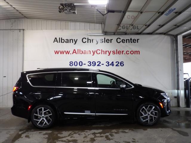 2027 Chrysler Pacifica Pinnacle