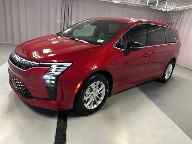 2027 Chrysler Pacifica PACIFICA SELECT