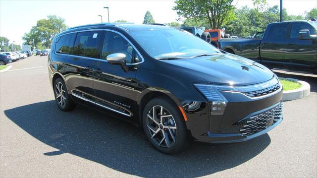 2027 Chrysler Pacifica PACIFICA PINNACLE AWD 2027 Chrysler Pacifica PACIFICA PINNACLE AWD