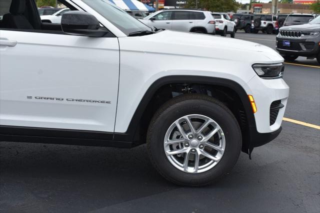 2026 Jeep Grand Cherokee GRAND CHEROKEE LAREDO X 4X4