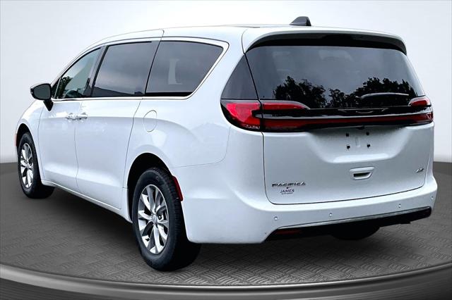 2027 Chrysler Pacifica PACIFICA SELECT AWD