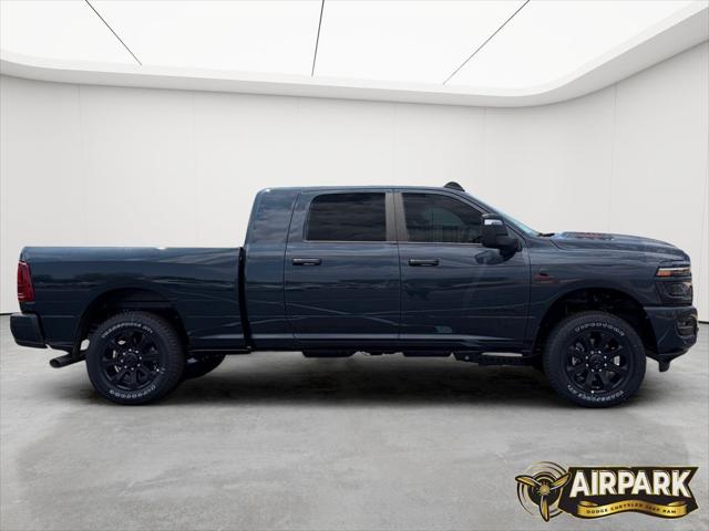 2026 RAM Ram 3500 RAM 3500 LARAMIE MEGA CAB 4X4 64 BOX 2026 RAM Ram 3500 RAM 3500 LARAMIE MEGA CAB 4X4 64 BOX