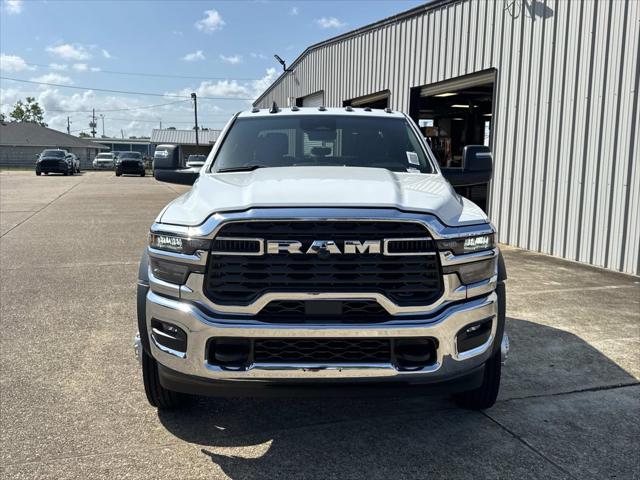 2026 RAM 5500 Chassis RAM 5500 TRADESMAN CHASSIS CREW CAB 4X2 84 CA
