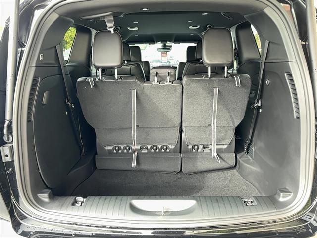 2027 Chrysler Pacifica Select AWD