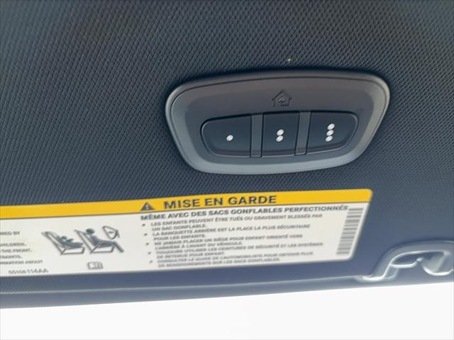 2027 Chrysler Pacifica Select AWD