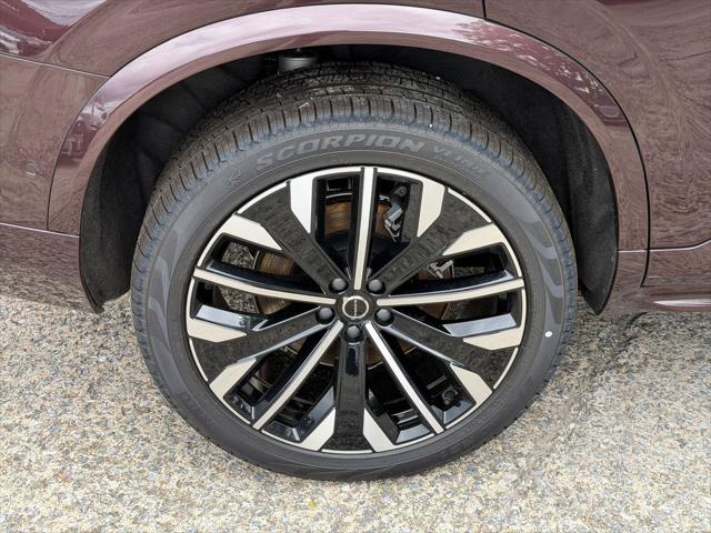 2026 Volvo XC90 Plus, B6 AWD Gas mild hybrid, Gasoline, Bright, 7 Seats