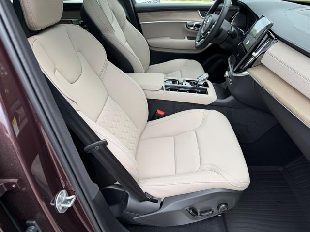 2026 Volvo XC90 Plus, B6 AWD Gas mild hybrid, Gasoline, Bright, 7 Seats