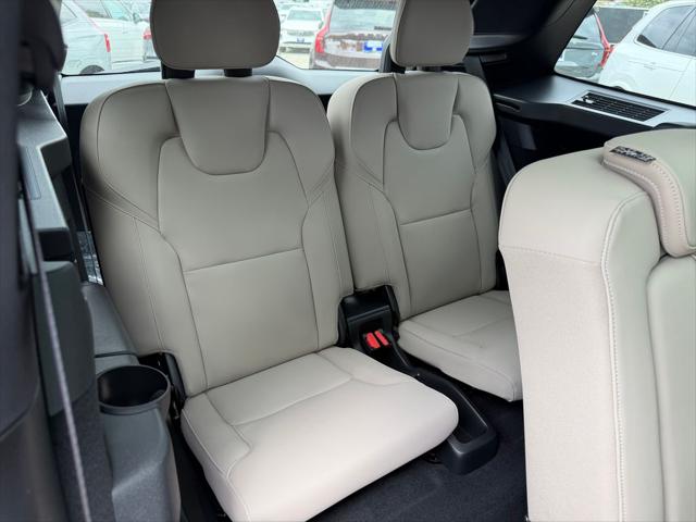 2026 Volvo XC90 Plus, B6 AWD Gas mild hybrid, Gasoline, Bright, 7 Seats