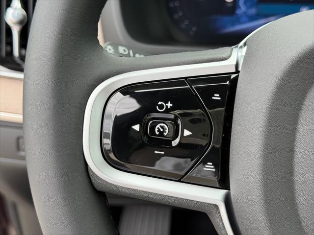 2026 Volvo XC90 Plus, B6 AWD Gas mild hybrid, Gasoline, Bright, 7 Seats