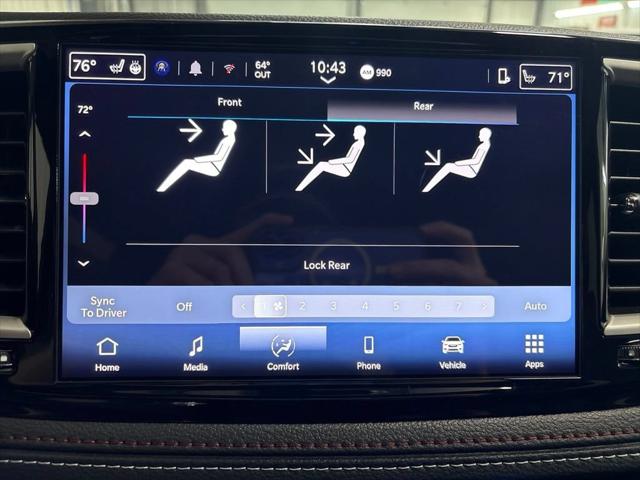 2027 Chrysler Pacifica Select