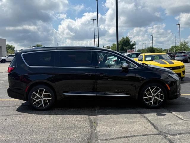 2027 Chrysler Pacifica PACIFICA PINNACLE AWD