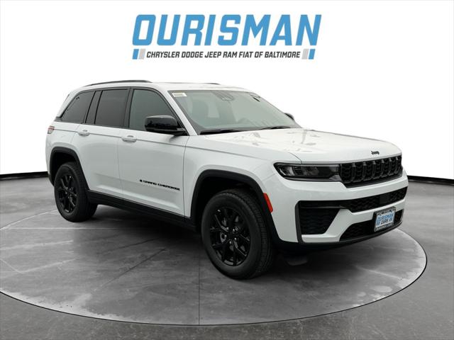 2026 Jeep Grand Cherokee GRAND CHEROKEE LAREDO ALTITUDE 4X4