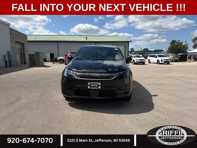 2027 Chrysler Pacifica PACIFICA SELECT AWD 2027 Chrysler Pacifica PACIFICA SELECT AWD