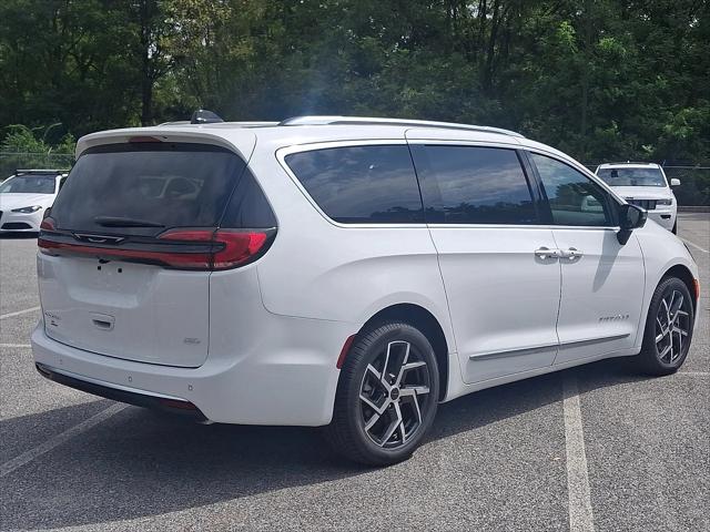 2027 Chrysler Pacifica PACIFICA PINNACLE AWD 2027 Chrysler Pacifica PACIFICA PINNACLE AWD