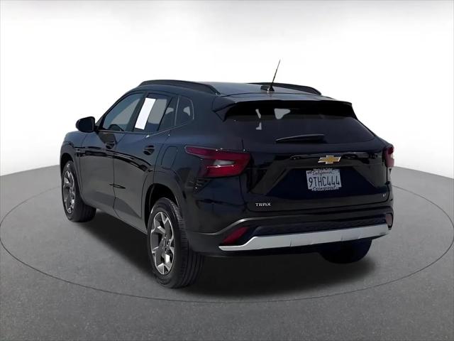 2025 Chevrolet Trax FWD LT