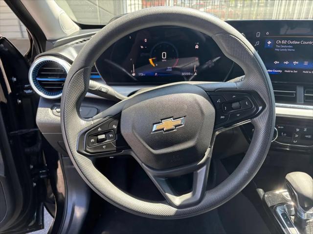 2025 Chevrolet Trax FWD LT