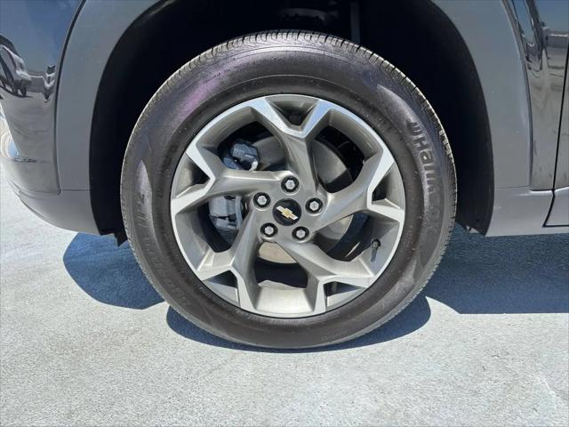 2025 Chevrolet Trax FWD LT
