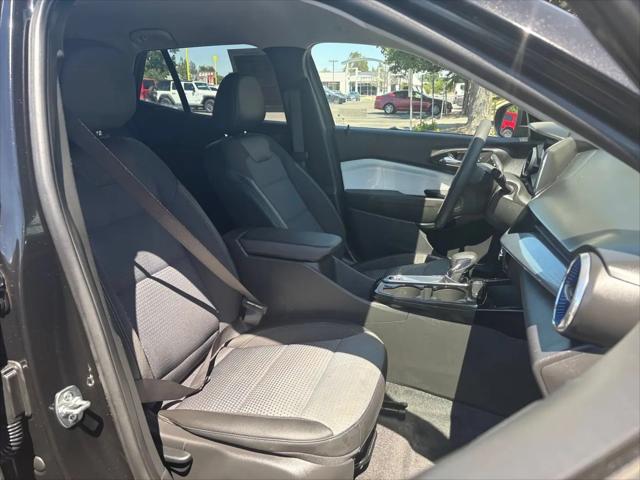 2025 Chevrolet Trax FWD LT