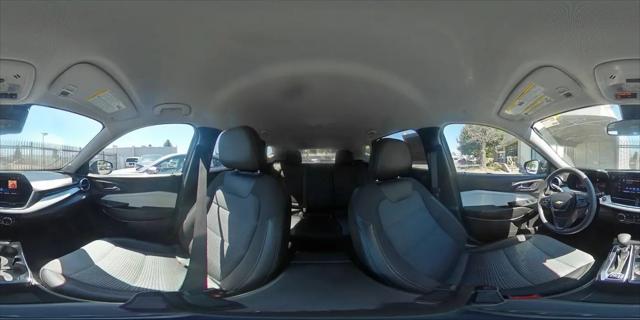 2025 Chevrolet Trax FWD LT