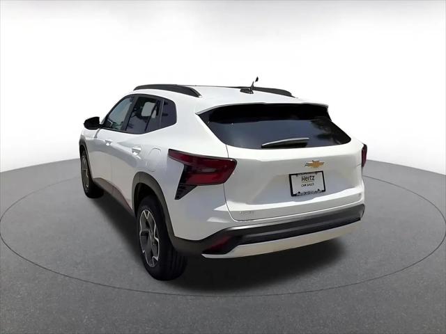 2025 Chevrolet Trax FWD LT