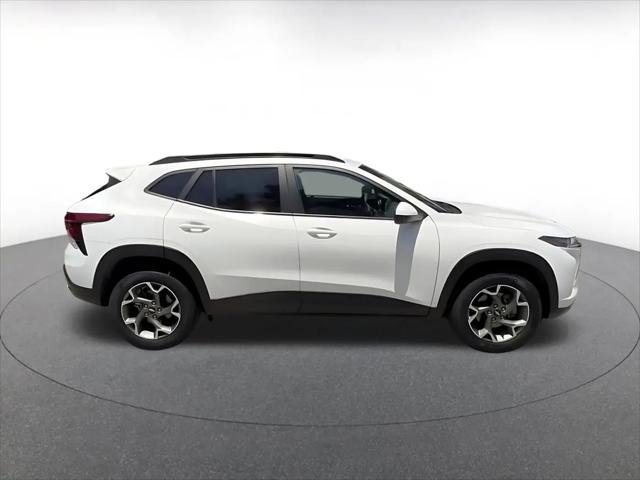 2025 Chevrolet Trax FWD LT