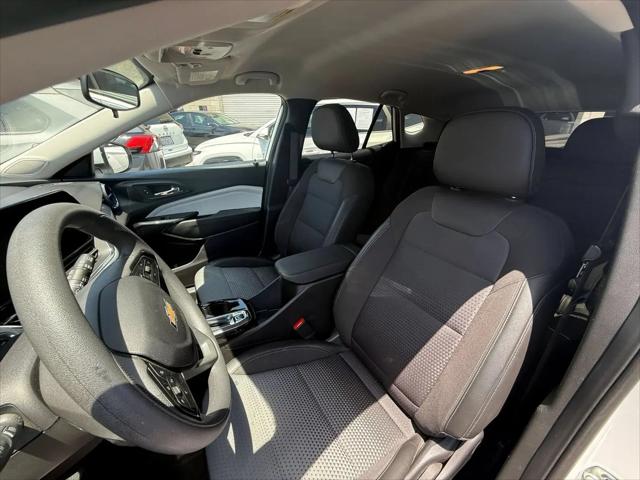 2025 Chevrolet Trax FWD LT