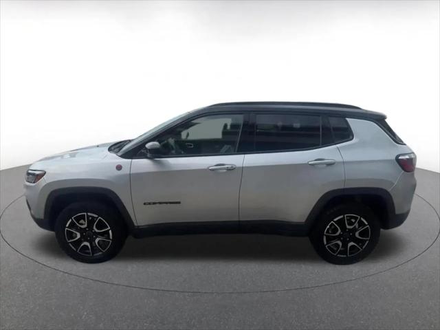 2025 Jeep Compass Trailhawk 4x4