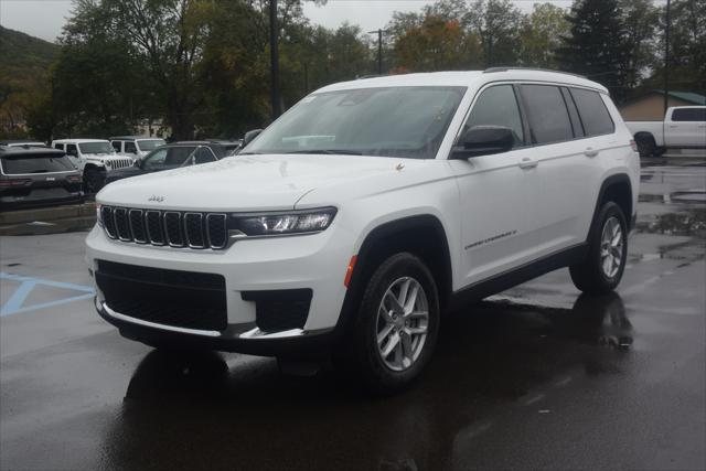 2024 Jeep Grand Cherokee L Laredo 4x4 2024 Jeep Grand Cherokee L Laredo 4x4
