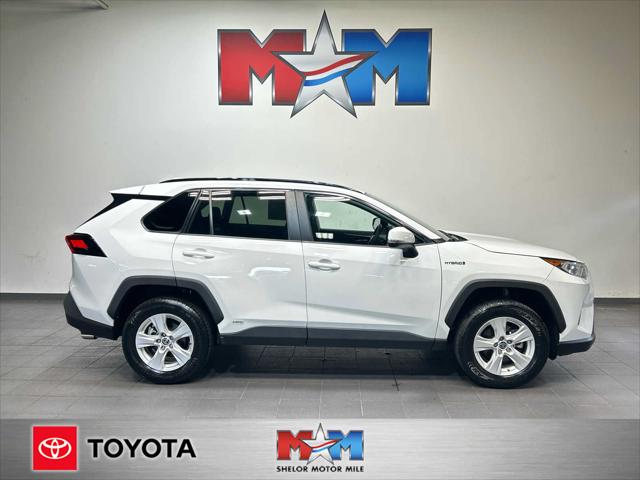 2021 Toyota RAV4 Hybrid XLE