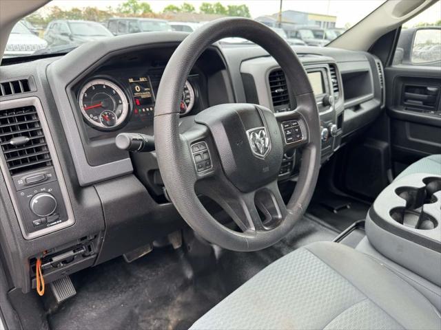 2019 RAM 1500 Classic Tradesman Crew Cab 4x4 57 Box 2019 RAM 1500 Classic Tradesman Crew Cab 4x4 57 Box