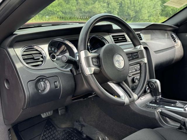 2014 Ford Mustang V6 2014 Ford Mustang V6