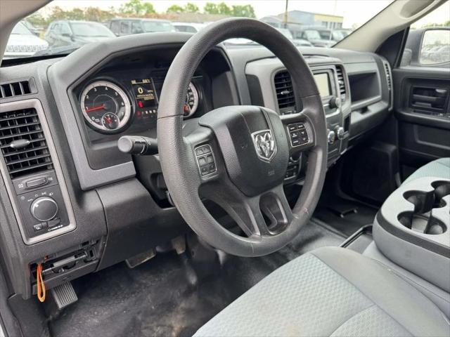 2019 RAM 1500 Classic Tradesman Crew Cab 4x4 57 Box 2019 RAM 1500 Classic Tradesman Crew Cab 4x4 57 Box
