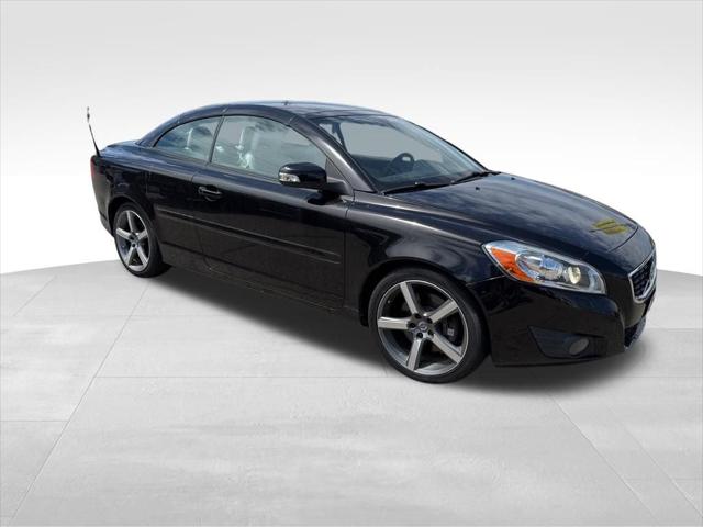 2011 Volvo C70 T5 (Retail Only) for sale in Burlington, WI