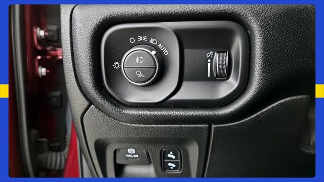 2020 Ram 1500 Big Horn Crew Cab 4x4 5'7" Box