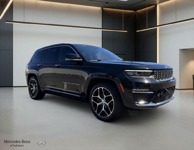 2022 Jeep Grand Cherokee Summit Reserve 4x4 2022 Jeep Grand Cherokee Summit Reserve 4x4