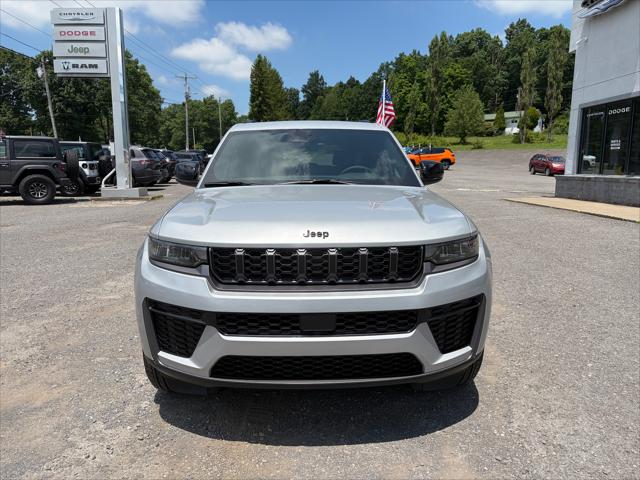 2026 Jeep Grand Cherokee GRAND CHEROKEE LAREDO ALTITUDE 4X4 2026 Jeep Grand Cherokee GRAND CHEROKEE LAREDO ALTITUDE 4X4