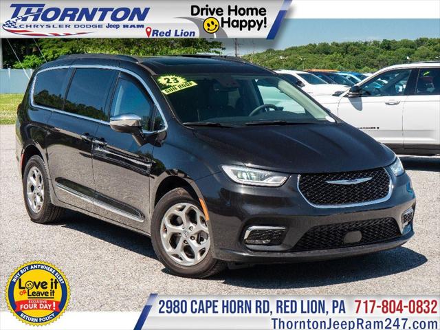 2023 Chrysler Pacifica Limited AWD