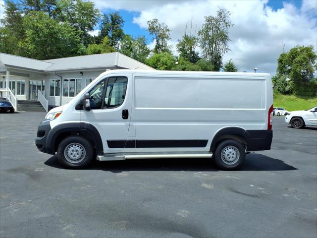 2025 RAM ProMaster 2500 Cargo Van Tradesman Low Roof 136 WB w/Pass Seat 2025 RAM ProMaster 2500 Cargo Van Tradesman Low Roof 136 WB w/Pass Seat