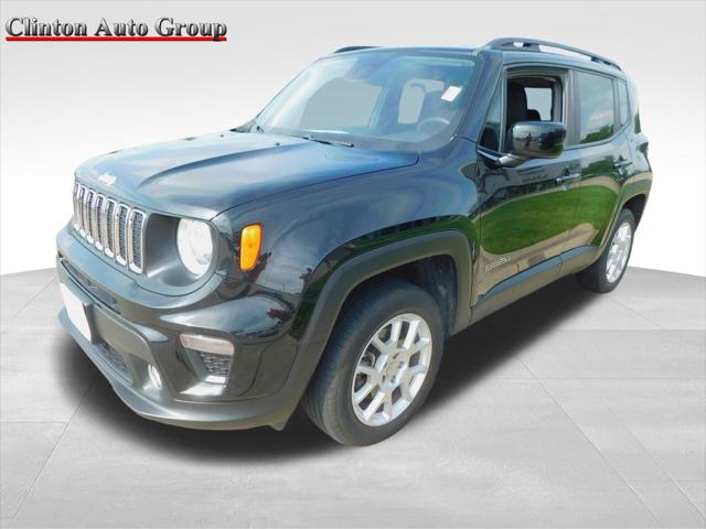 2019 Jeep Renegade Latitude 4x4 for sale in Clinton, IA