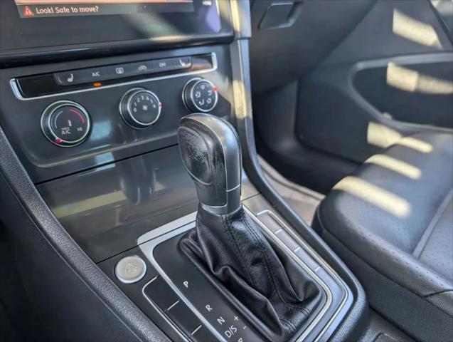 2018 Volkswagen Golf TSI SE