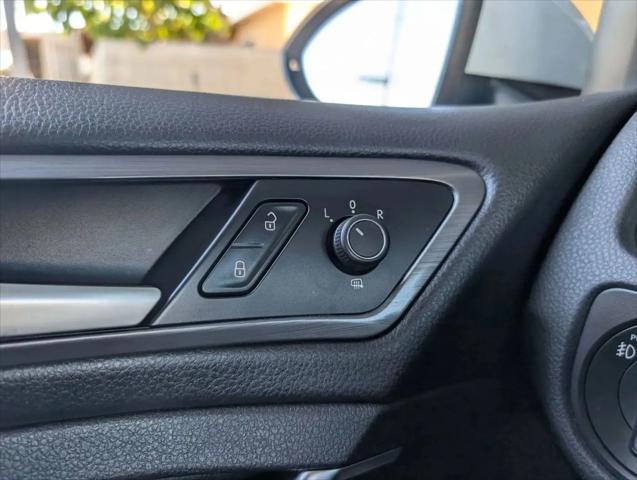 2018 Volkswagen Golf TSI SE