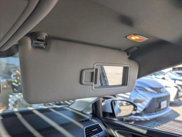 2018 Volkswagen Golf TSI SE