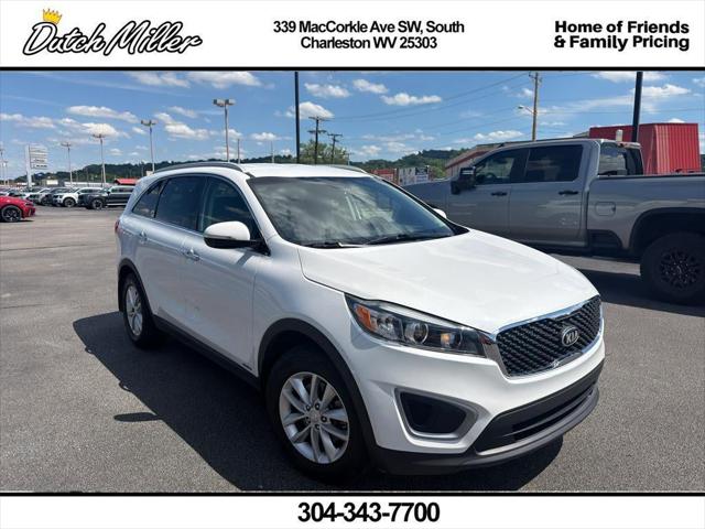 2017 Kia Sorento 2.4L LX 2017 Kia Sorento 2.4L LX