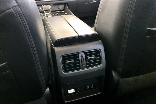 2022 Nissan Rogue SL FWD