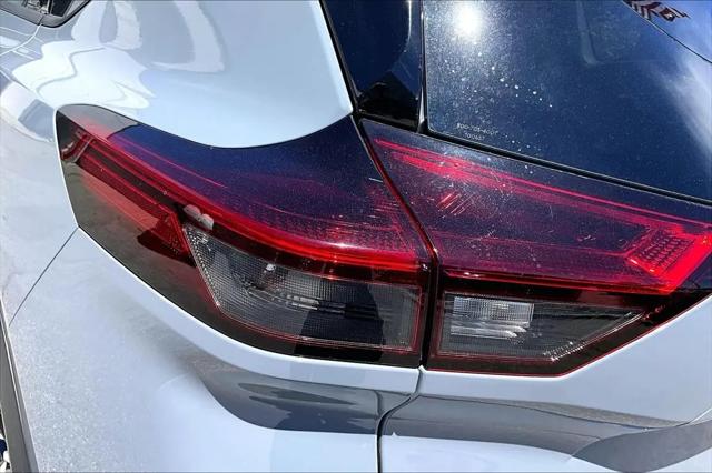 2022 Nissan Rogue SL FWD